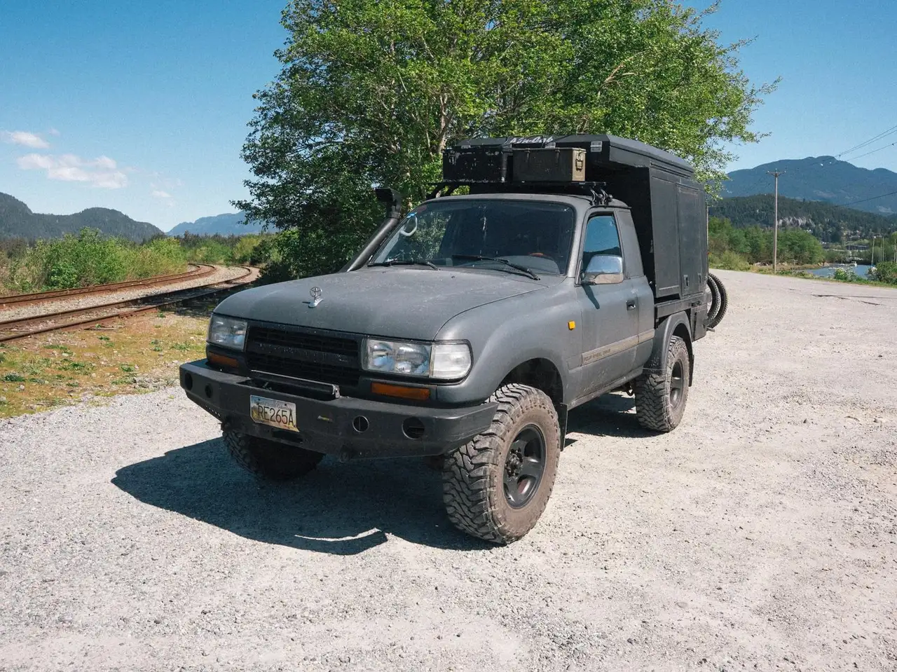 Toyota Land Cruiser снимка Toyota Land Cruiser