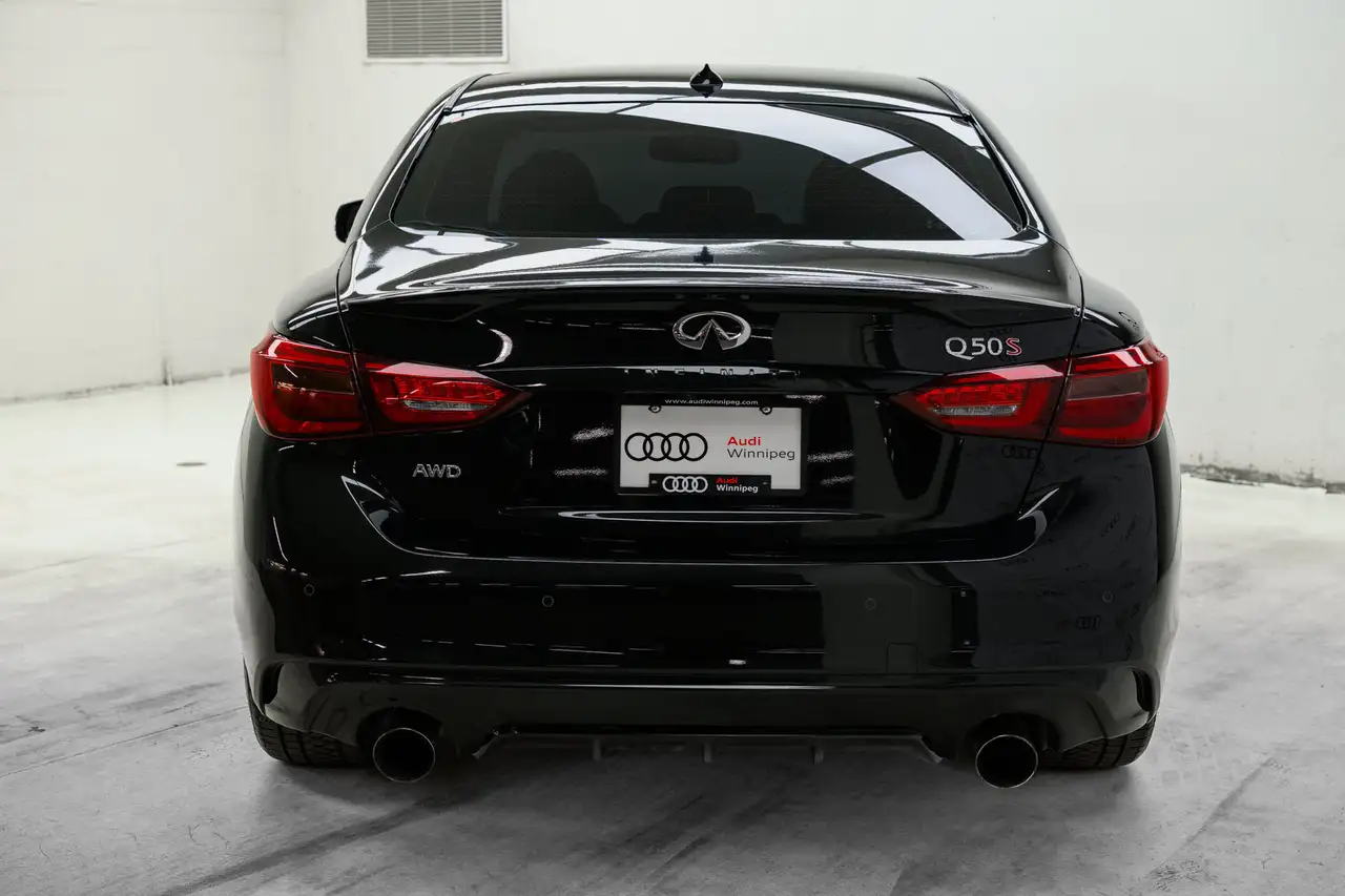 Infiniti Q50 fotografie Infiniti Q50