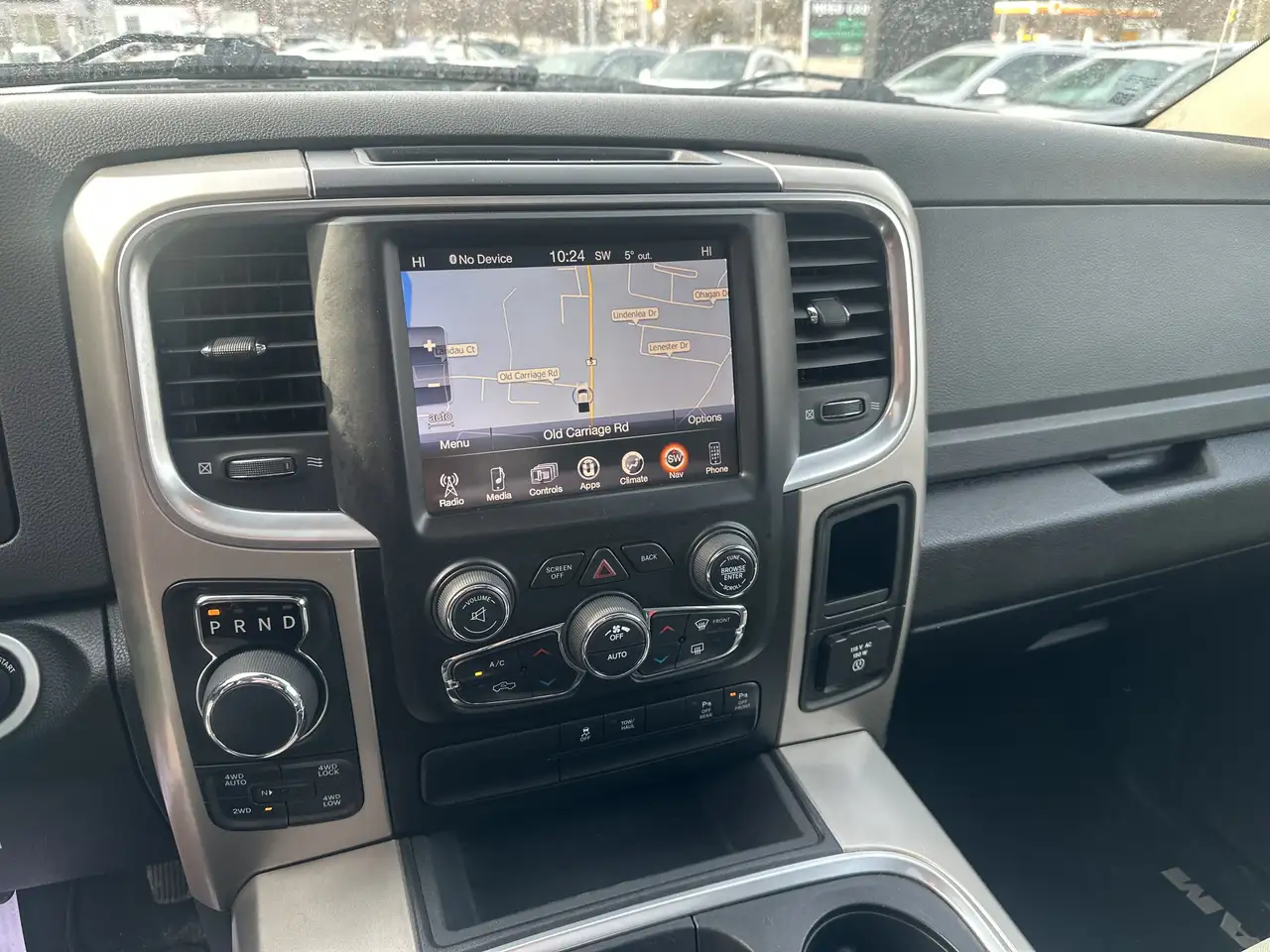 RAM 1500 снимка RAM 1500