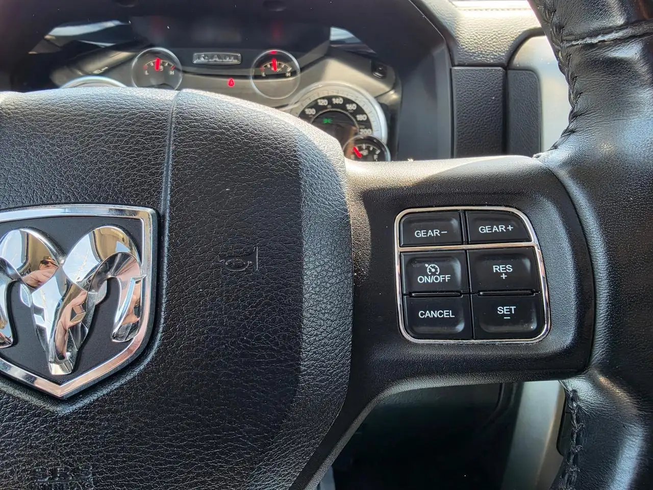 RAM 1500 photo RAM 1500