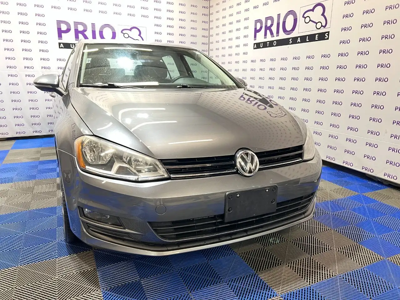 Volkswagen Golf photo Volkswagen Golf