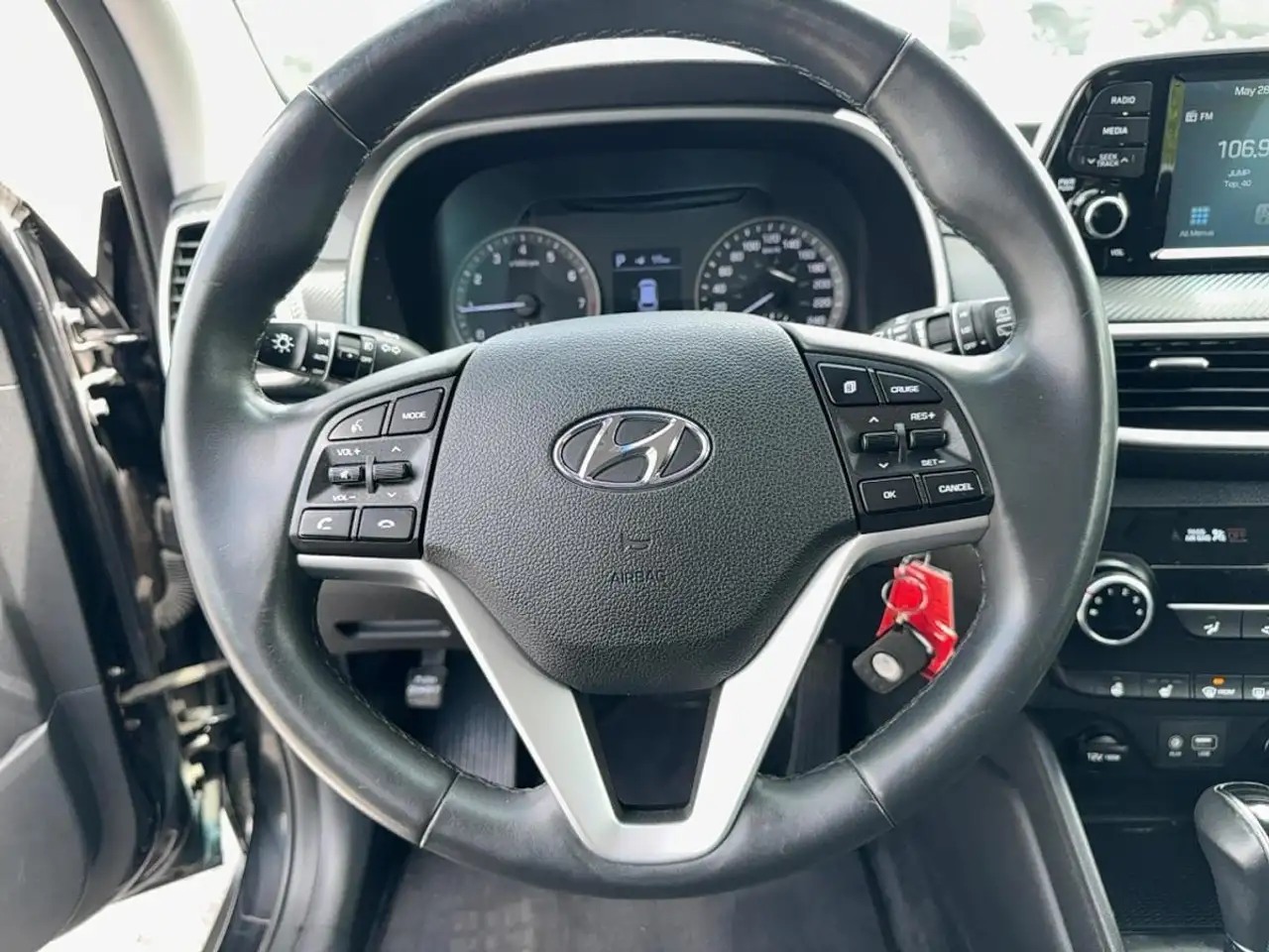 Hyundai TUCSON снимка Hyundai TUCSON