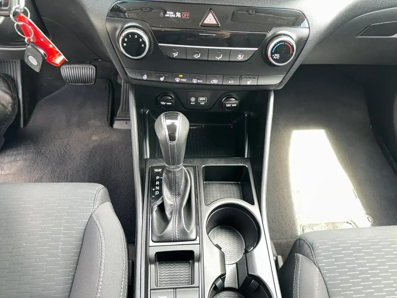 Hyundai TUCSON снимка Hyundai TUCSON