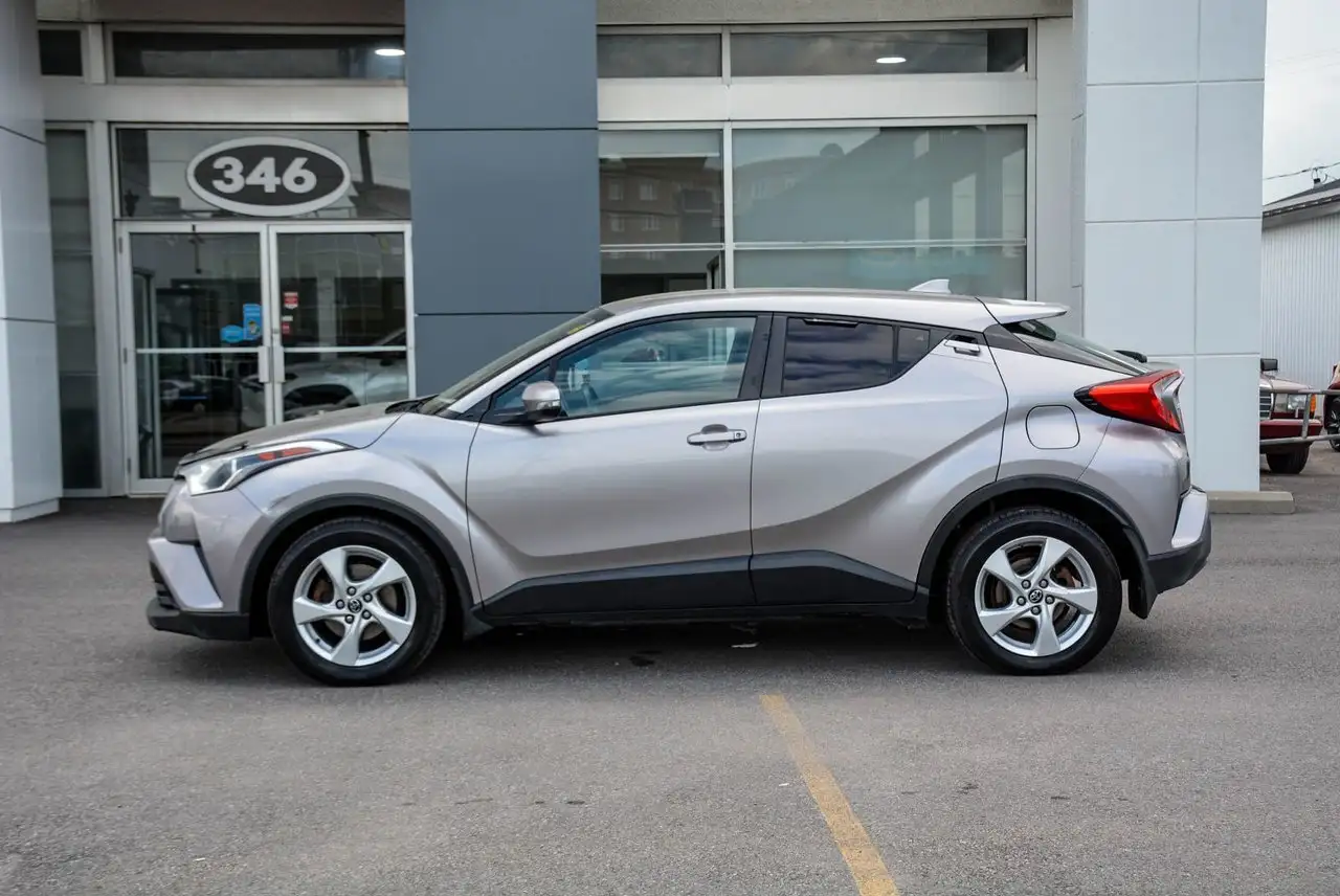 Toyota C-HR снимка Toyota C-HR