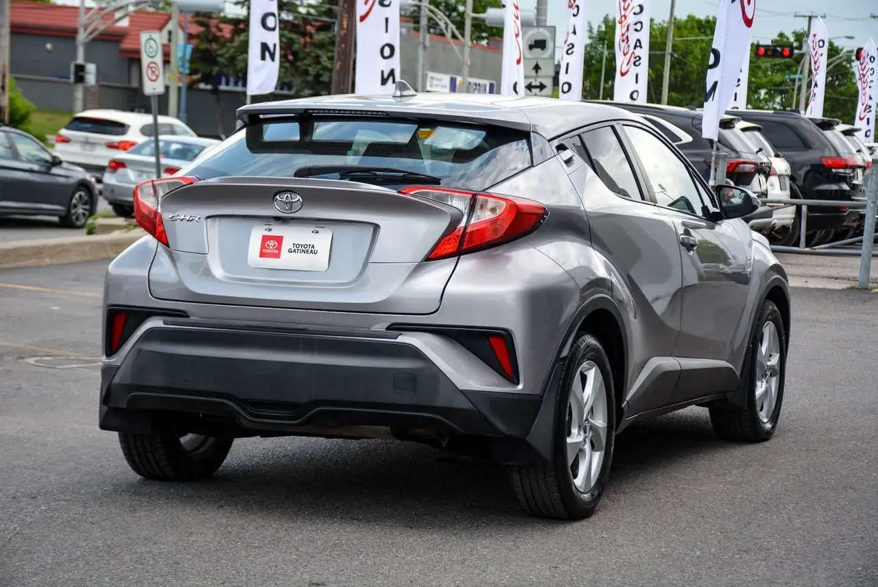 Toyota C-HR снимка Toyota C-HR