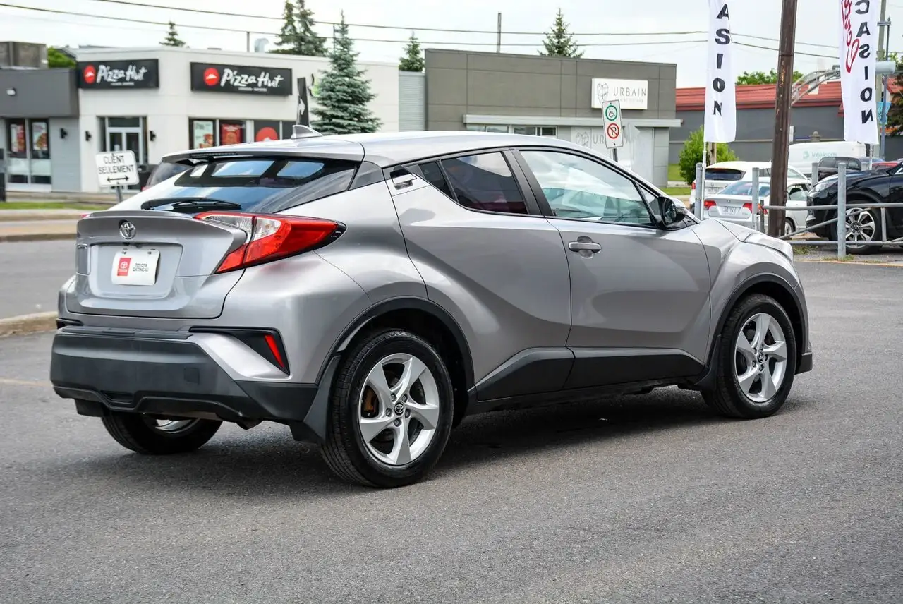 Toyota C-HR снимка Toyota C-HR
