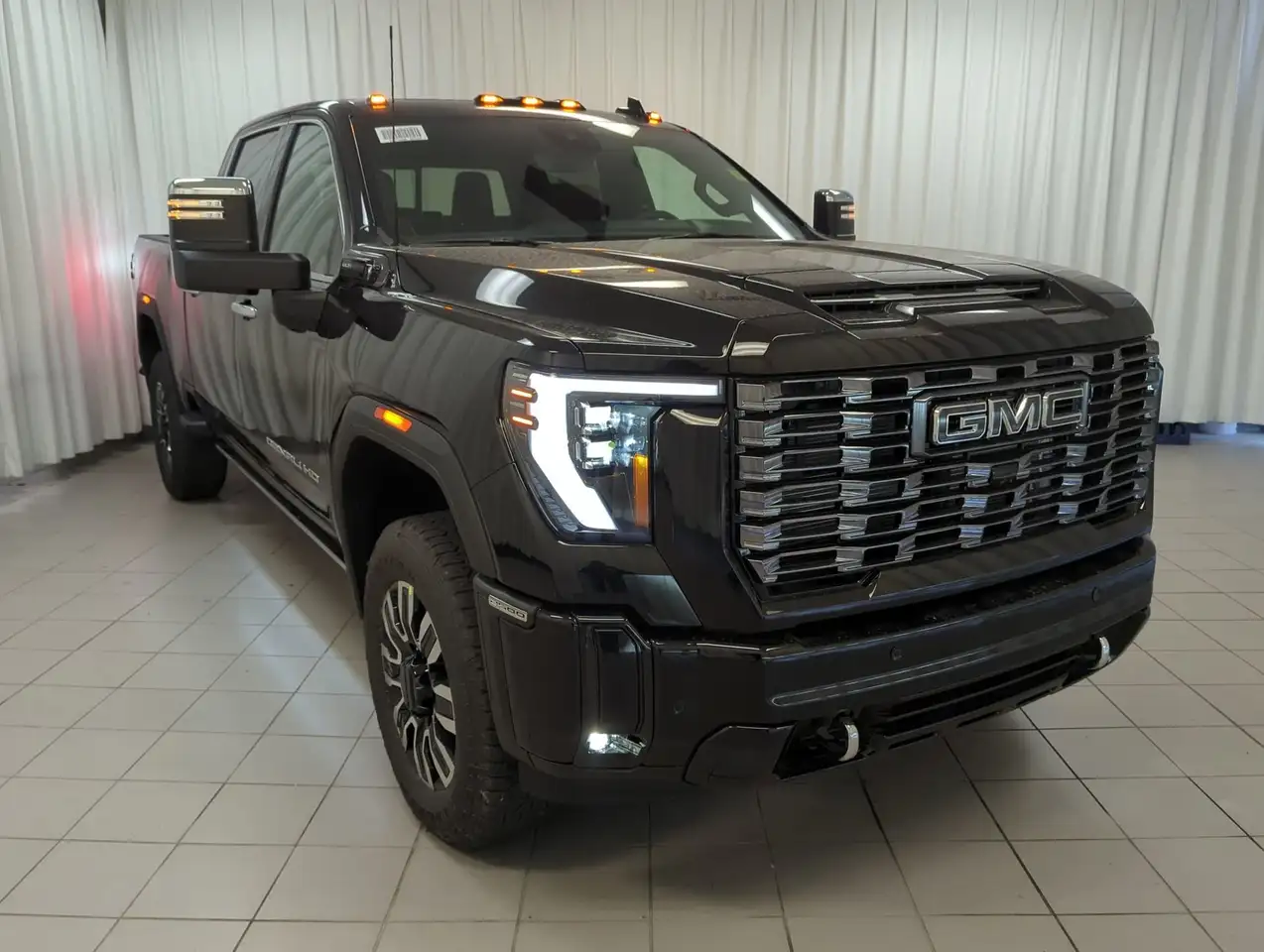 GMC Sierra 2500HD снимка GMC Sierra 2500HD