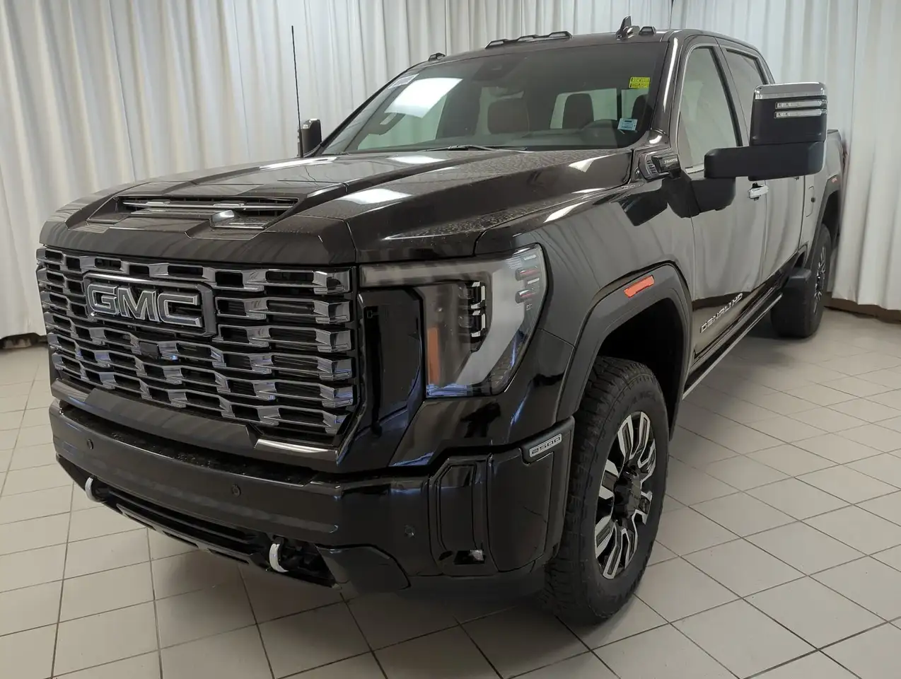 GMC Sierra 2500HD снимка GMC Sierra 2500HD