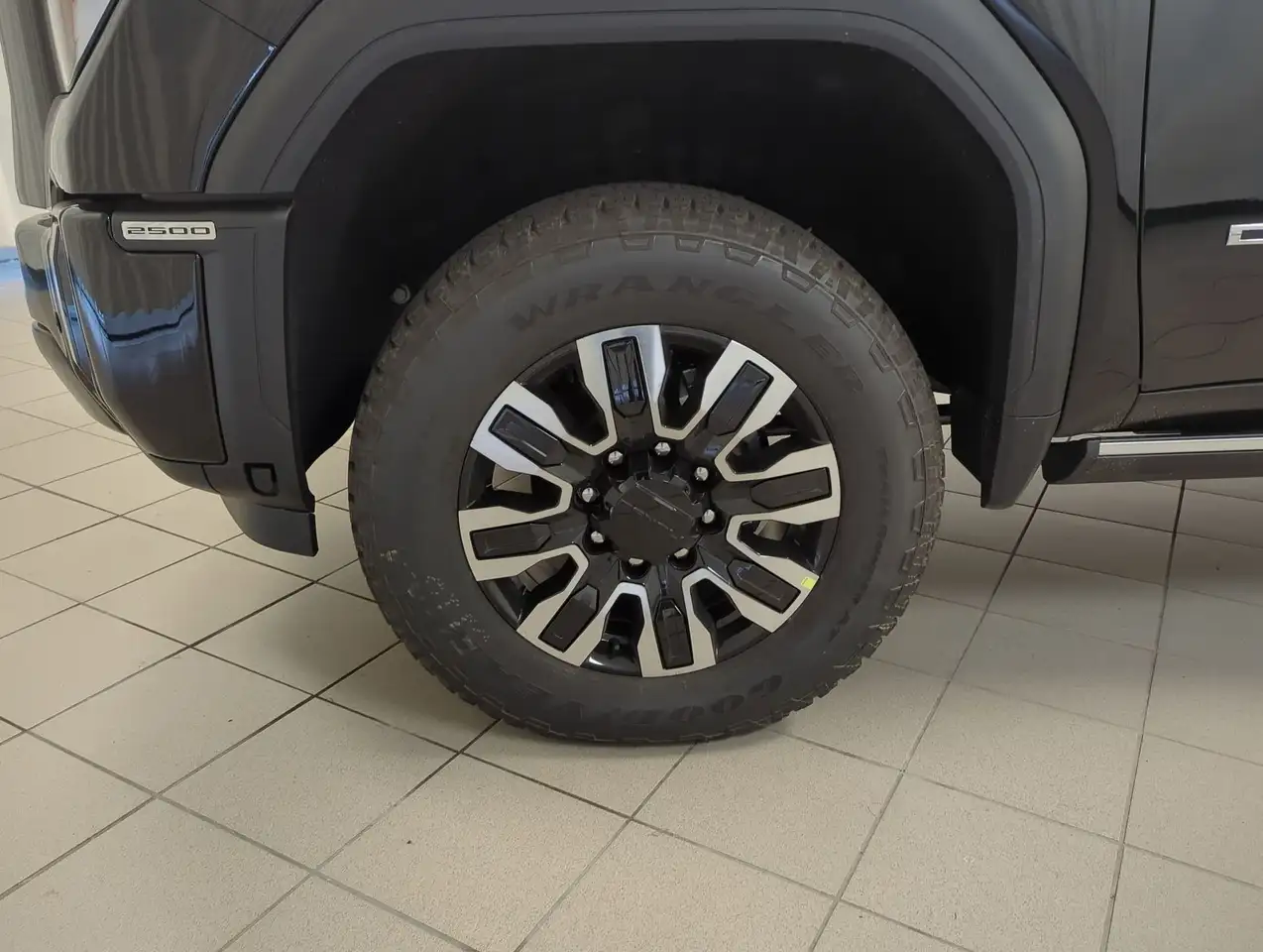 GMC Sierra 2500HD снимка GMC Sierra 2500HD