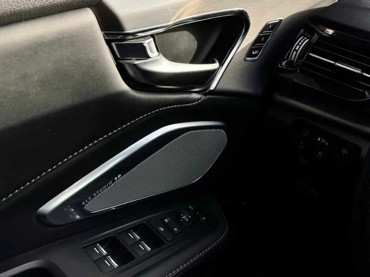 Acura RDX снимка Acura RDX