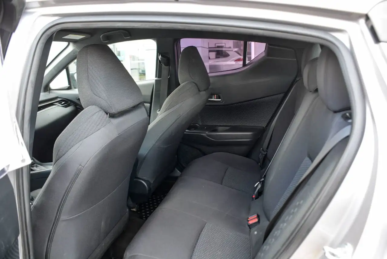 Toyota C-HR снимка Toyota C-HR