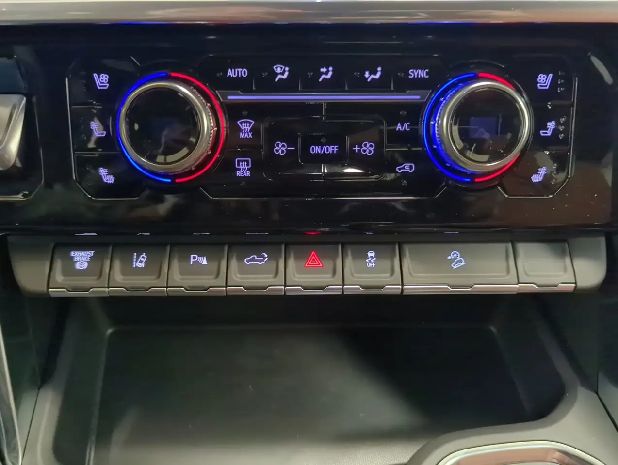GMC Sierra 2500HD снимка GMC Sierra 2500HD