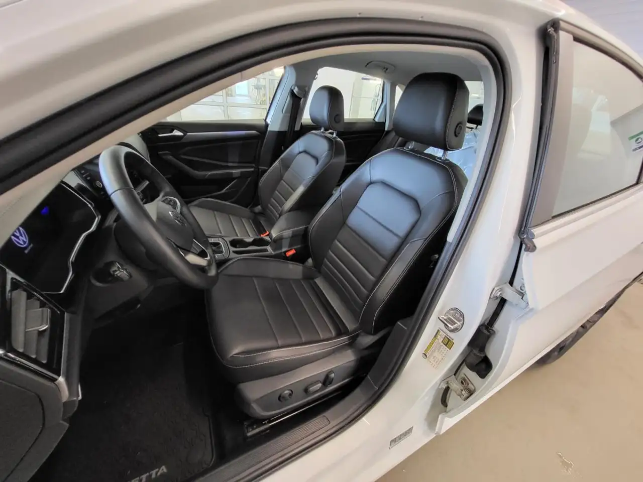 Volkswagen Jetta photo Volkswagen Jetta