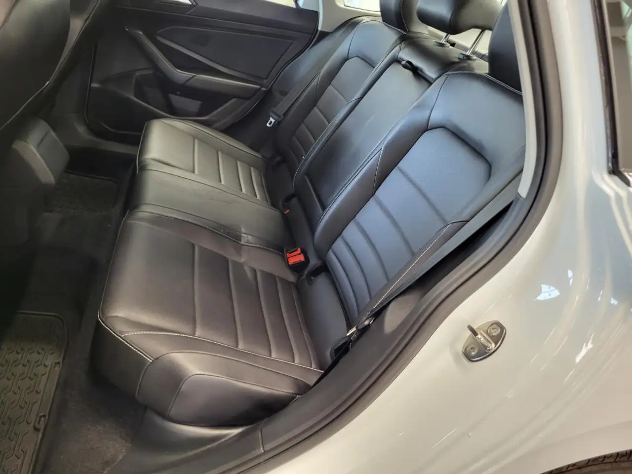 Volkswagen Jetta photo Volkswagen Jetta
