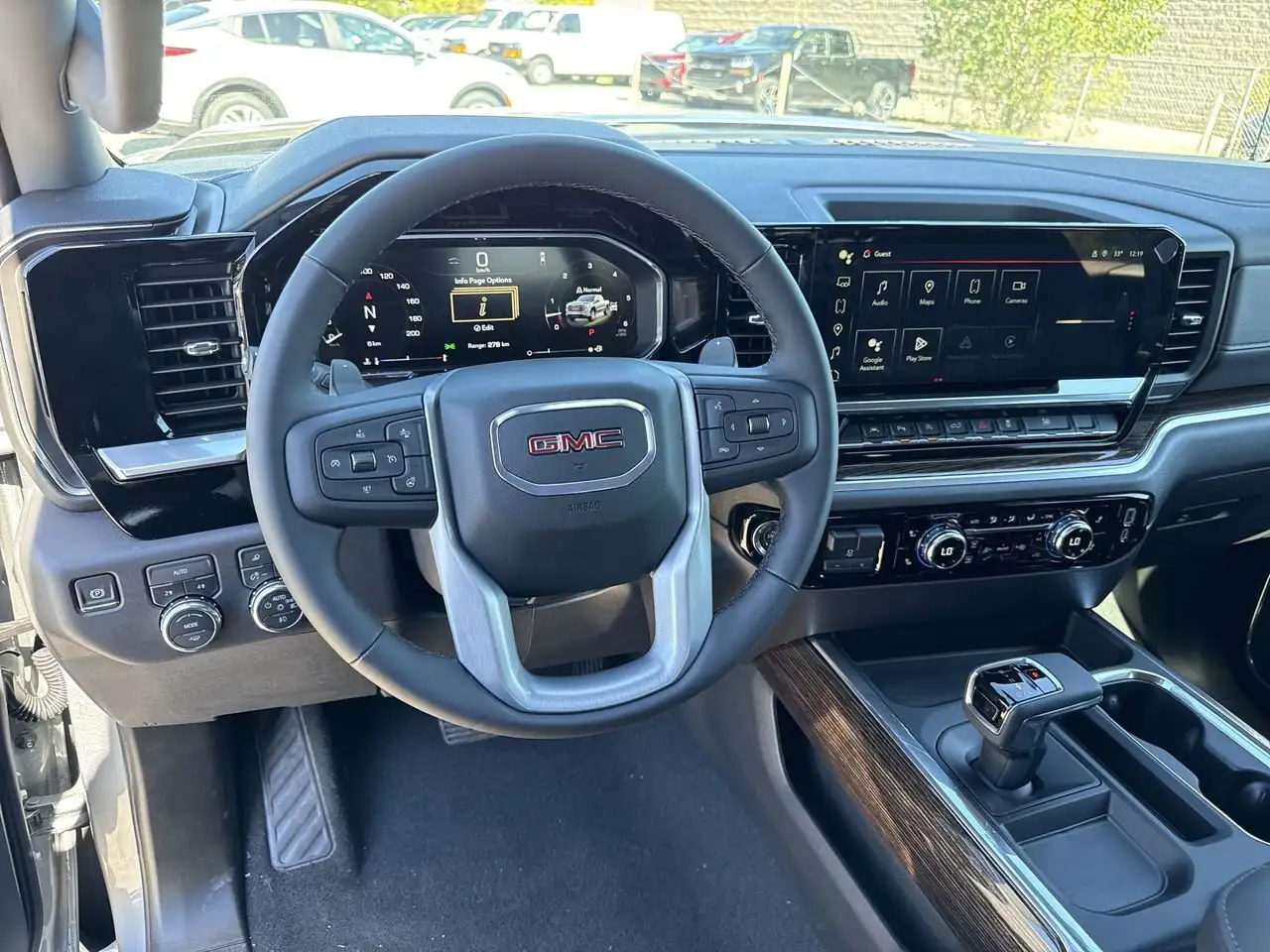 GMC Sierra 1500 снимка GMC Sierra 1500