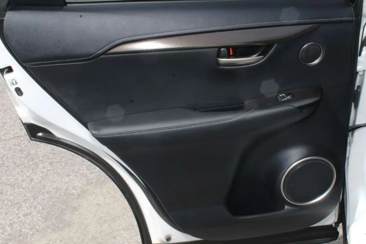 Lexus NX photo Lexus NX