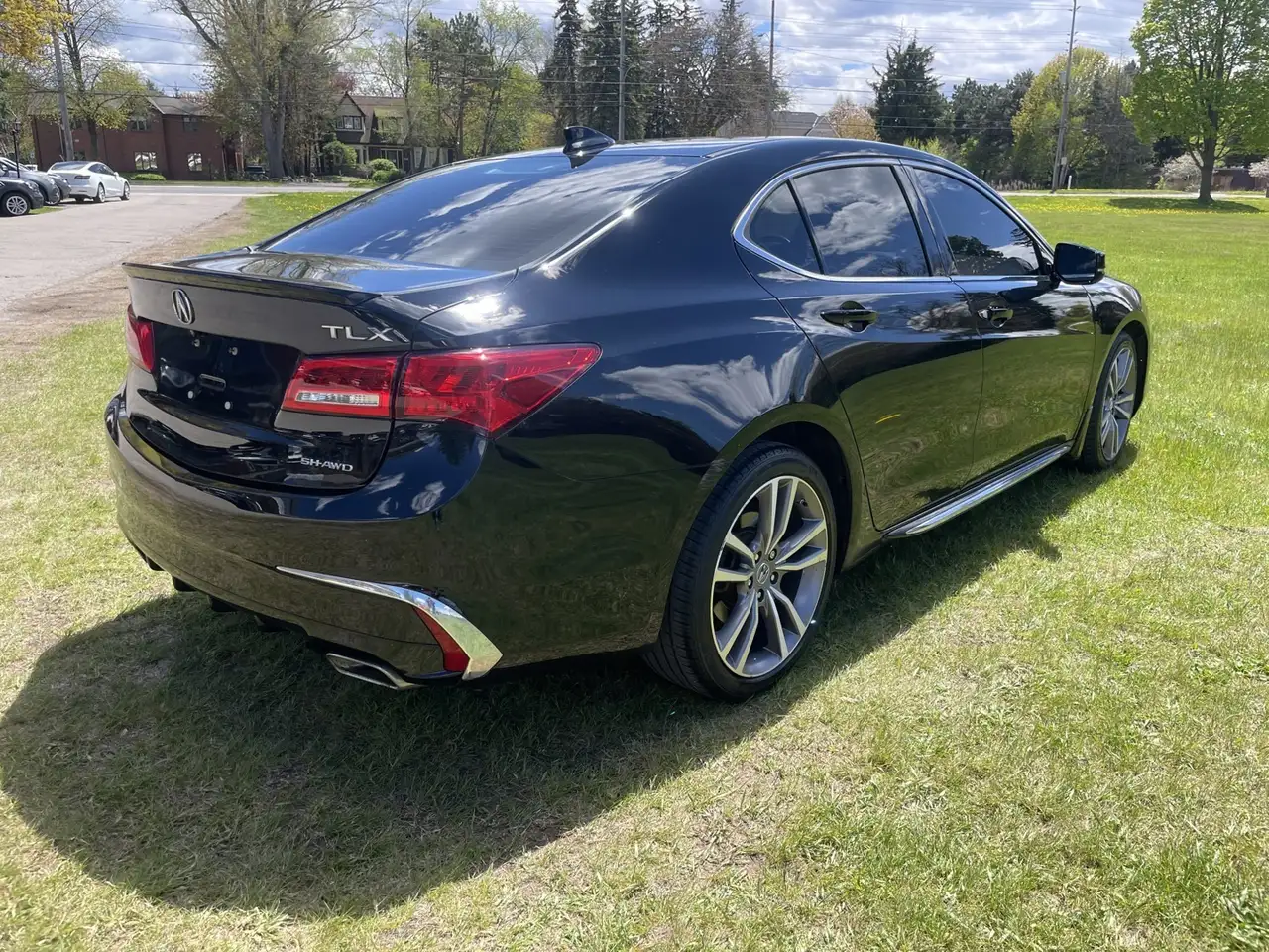 Acura TLX снимка Acura TLX