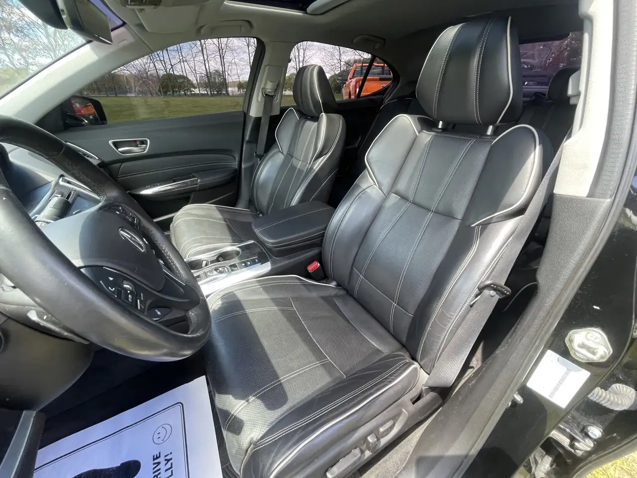 Acura TLX снимка Acura TLX