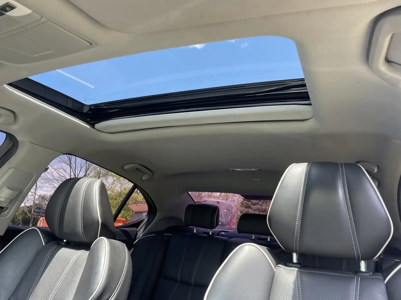 Acura TLX снимка Acura TLX