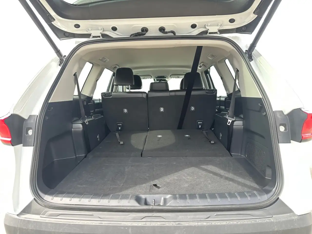 Toyota Grand Highlander fotografie Toyota Grand Highlander