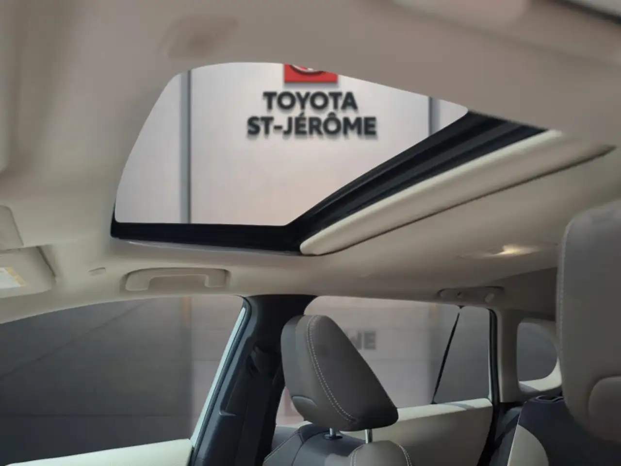 Toyota Corolla Cross photo Toyota Corolla Cross