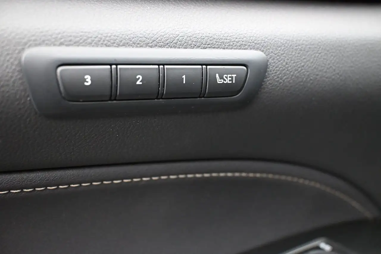 Lexus NX fotografie Lexus NX
