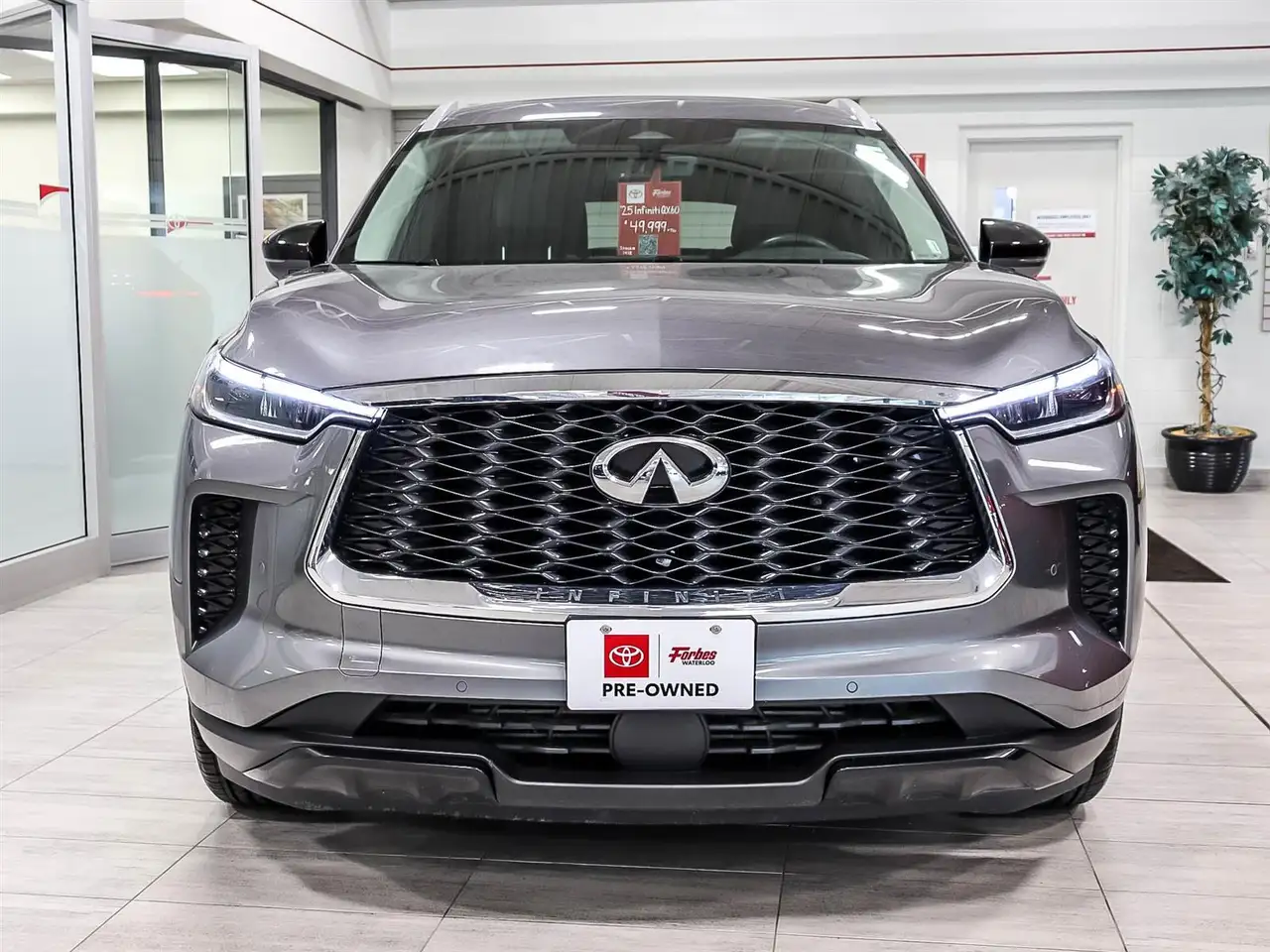 Infiniti QX60 снимка Infiniti QX60