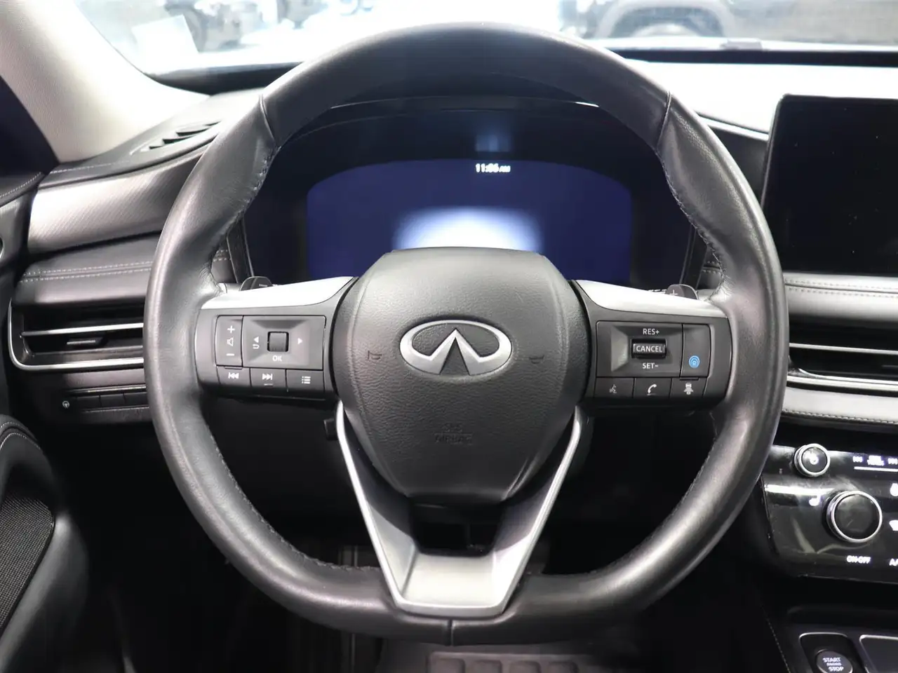 Infiniti QX60 снимка Infiniti QX60