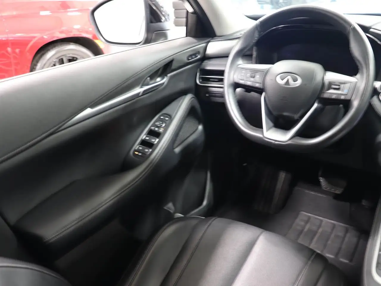 Infiniti QX60 снимка Infiniti QX60