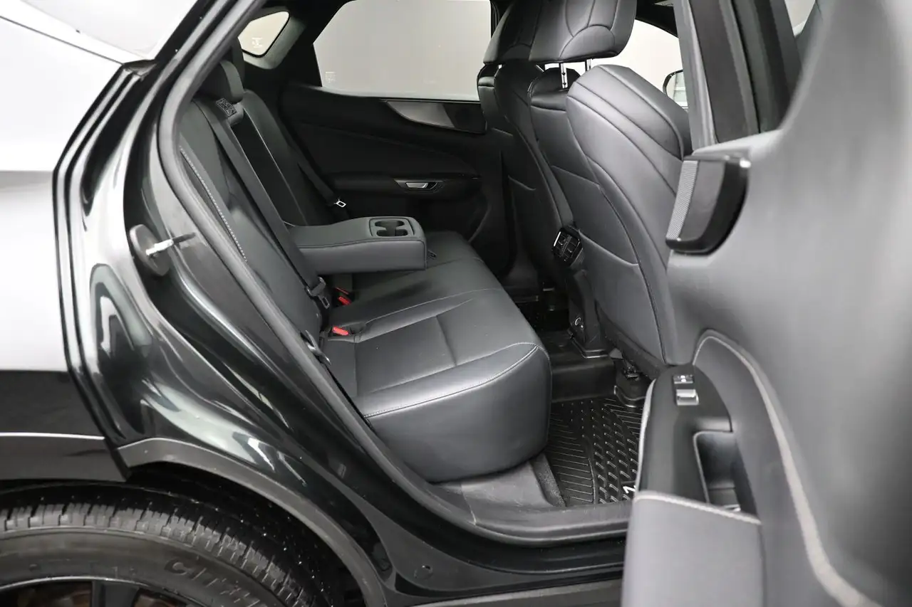 Lexus NX fotografie Lexus NX
