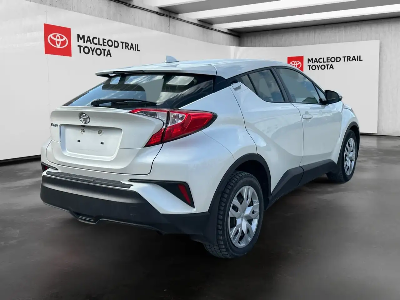 Toyota C-HR снимка Toyota C-HR