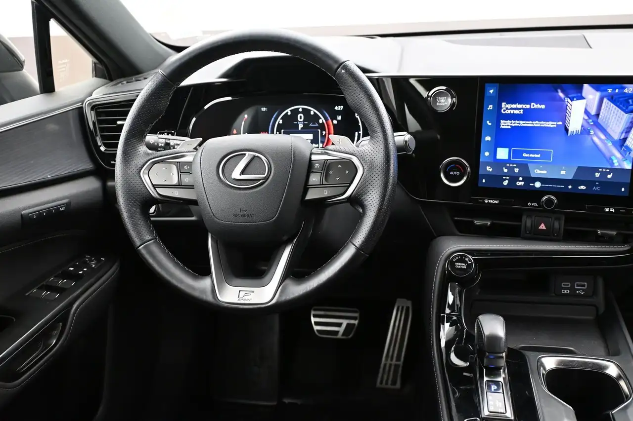 Lexus NX fotografie Lexus NX