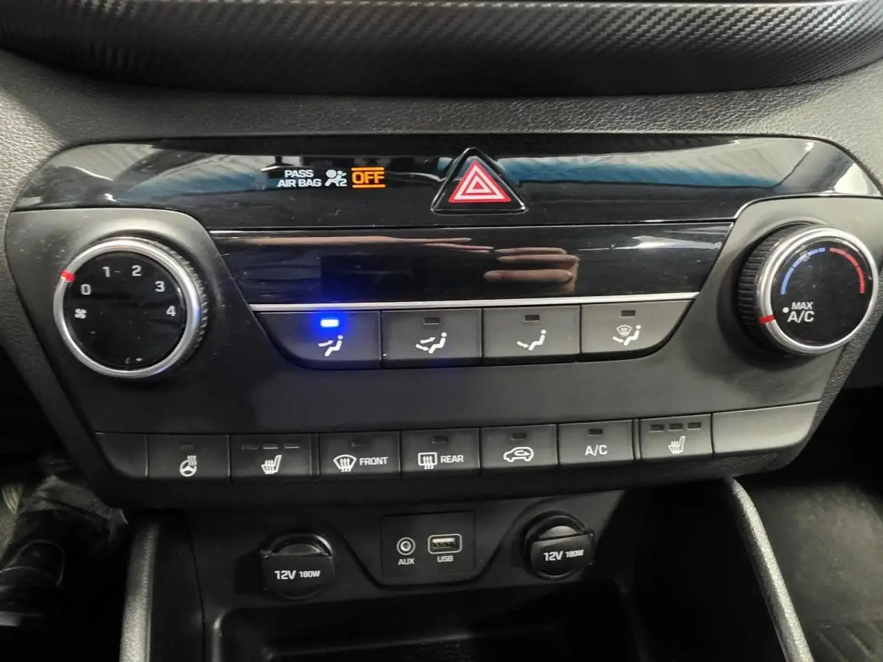 Hyundai TUCSON снимка Hyundai TUCSON