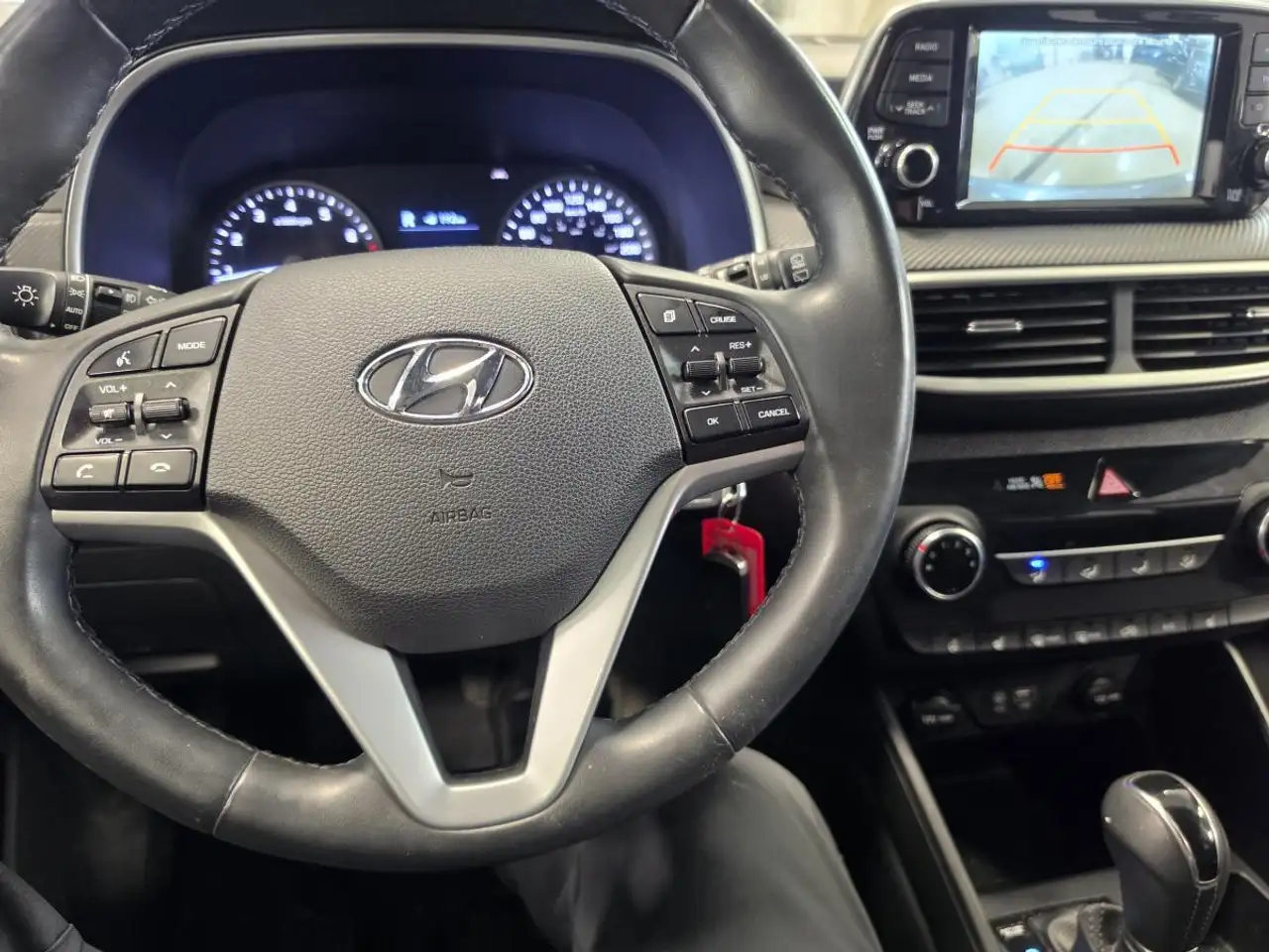 Hyundai TUCSON снимка Hyundai TUCSON