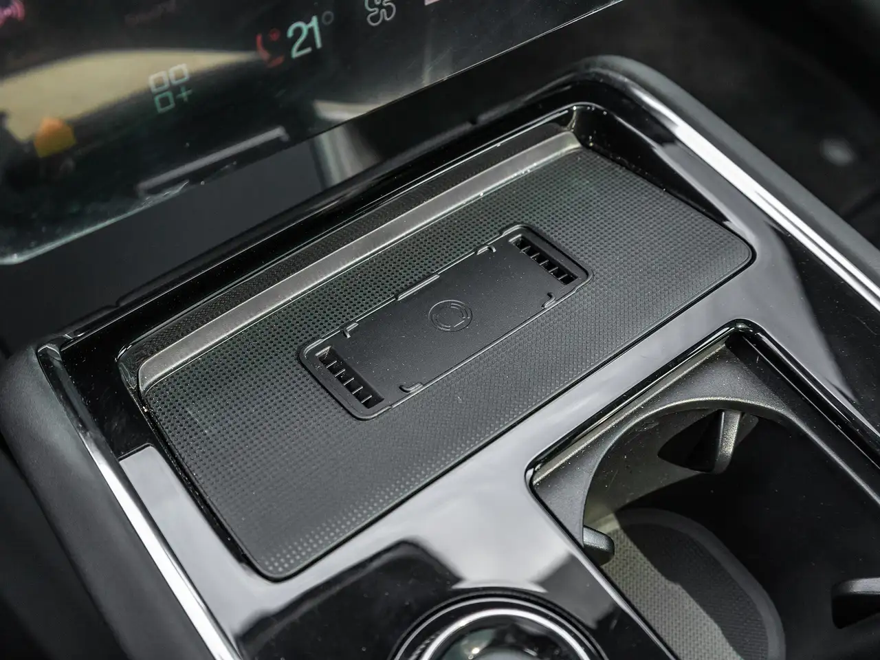 Polestar 3 photo Polestar 3