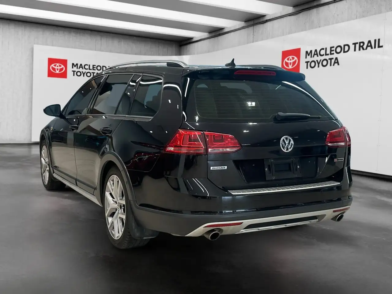Volkswagen Golf photo Volkswagen Golf