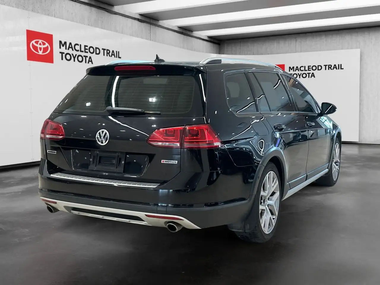 Volkswagen Golf photo Volkswagen Golf