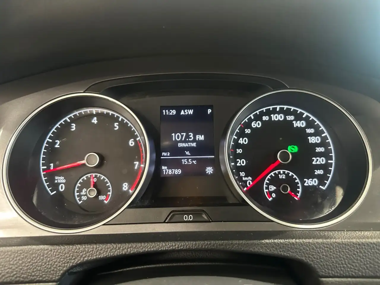 Volkswagen Golf photo Volkswagen Golf