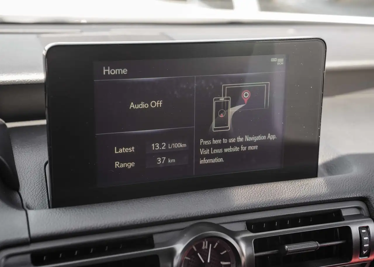 Lexus IS снимка Lexus IS