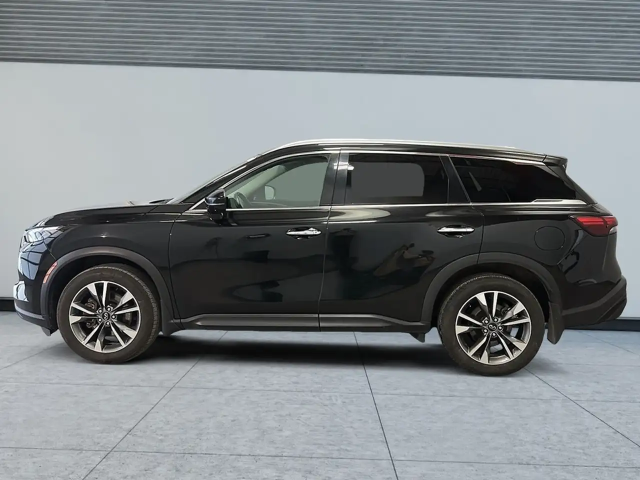 Infiniti QX60 снимка Infiniti QX60