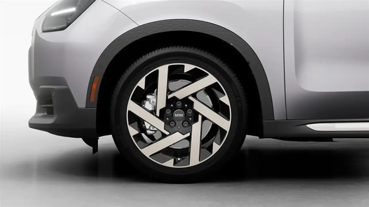 MINI Countryman photo MINI Countryman