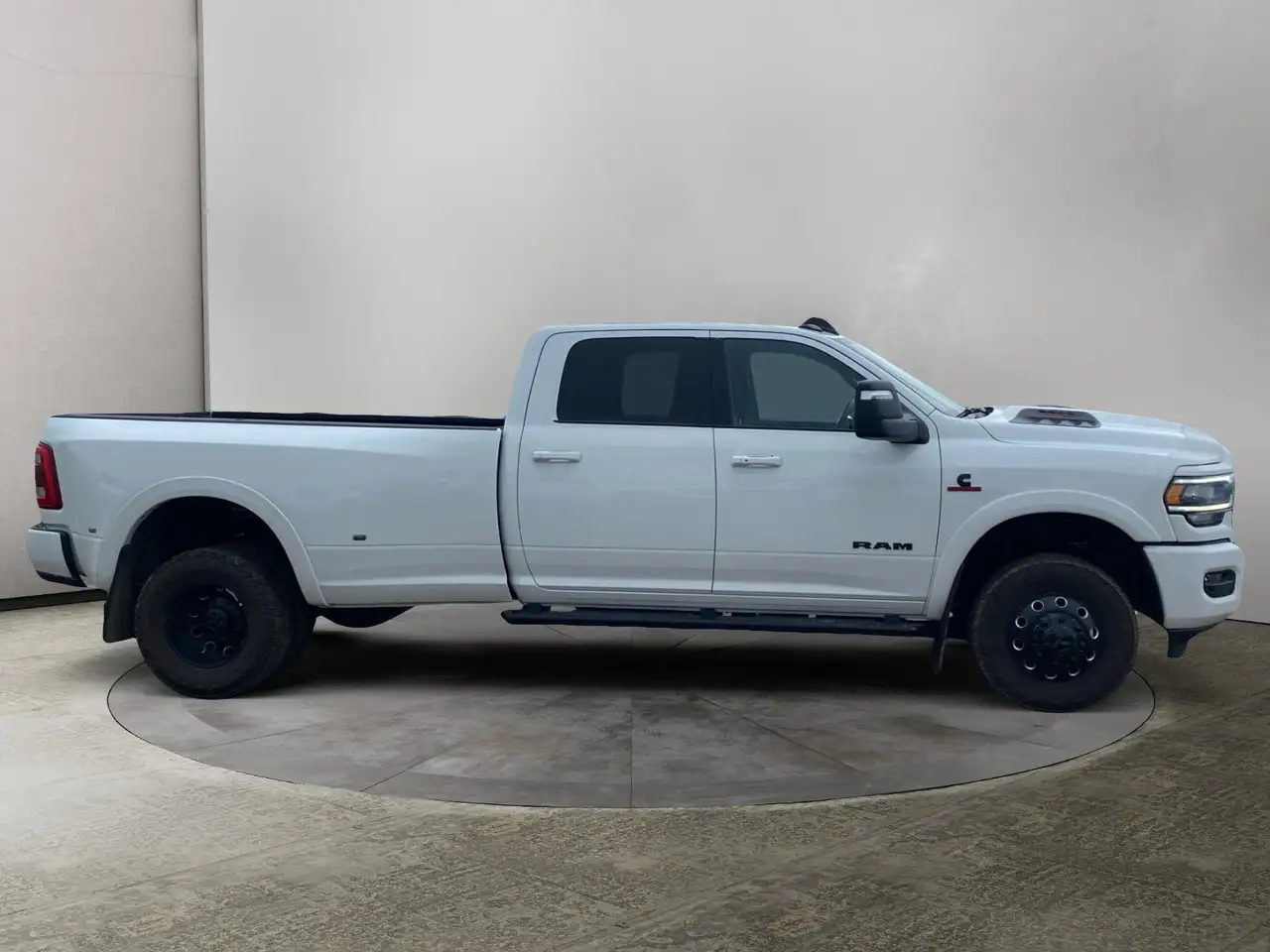 RAM 3500 photo RAM 3500