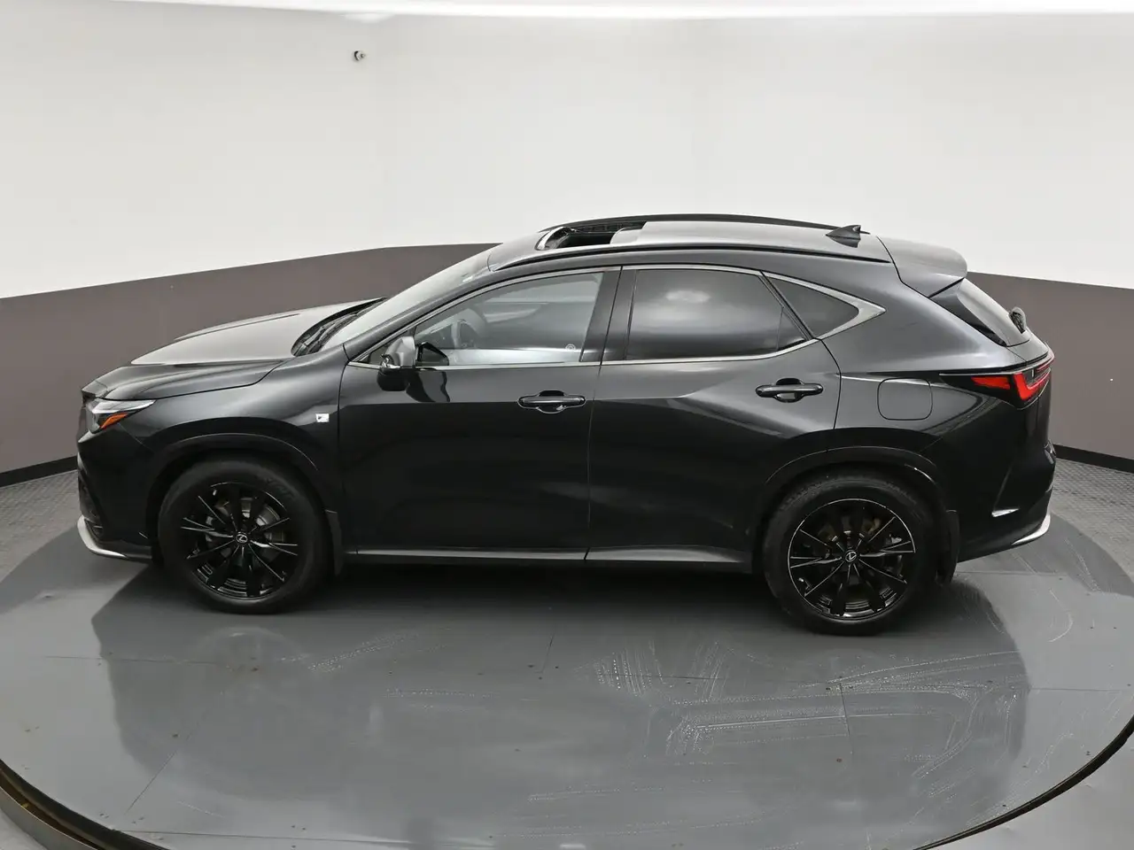 Lexus NX fotografie Lexus NX