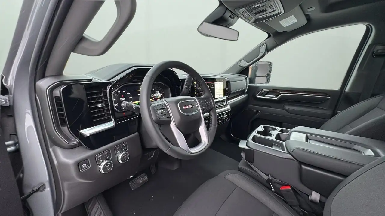 GMC Sierra 2500HD снимка GMC Sierra 2500HD