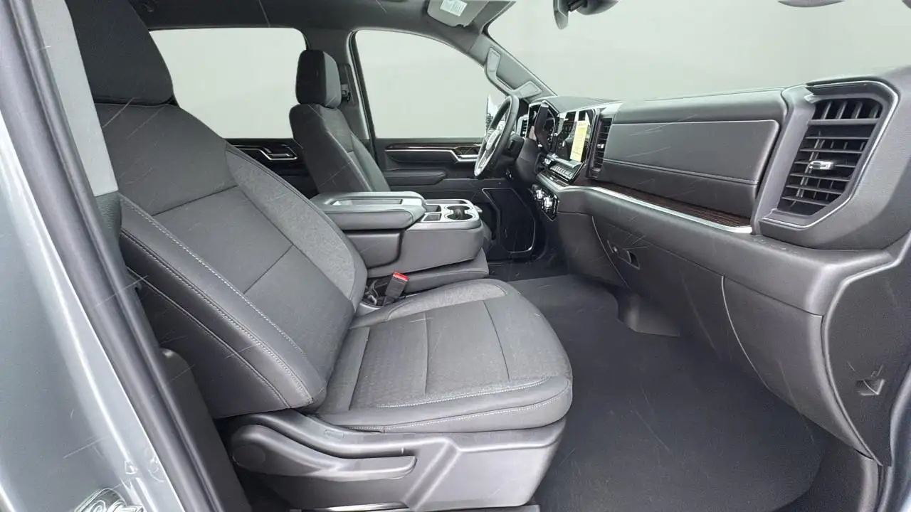 GMC Sierra 2500HD снимка GMC Sierra 2500HD