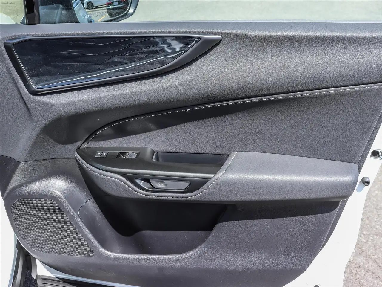 Lexus NX photo Lexus NX