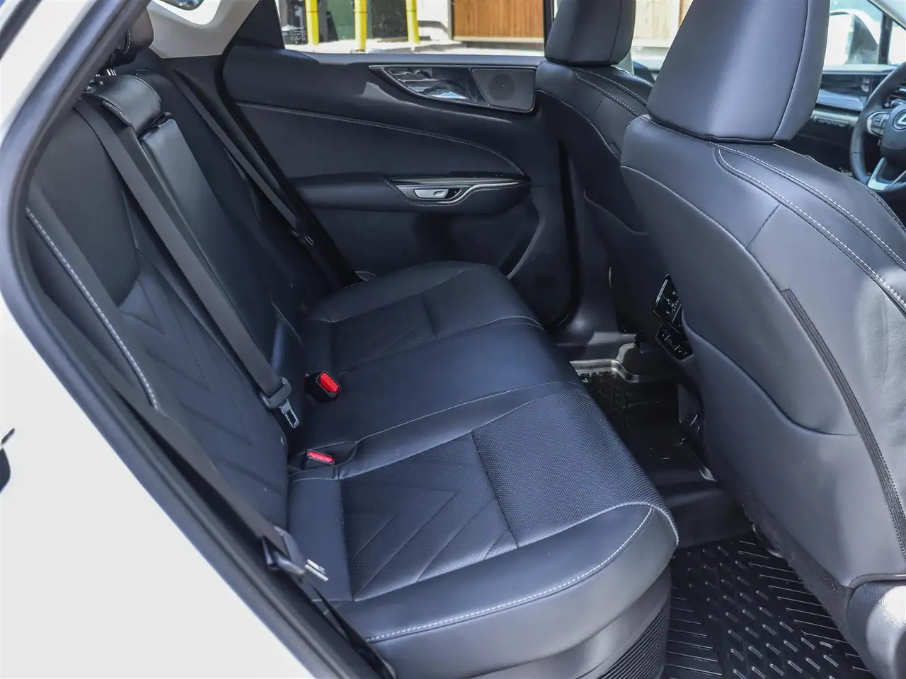 Lexus NX photo Lexus NX