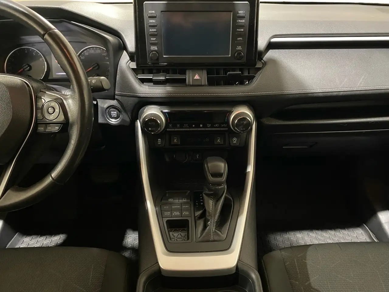 Toyota RAV 4 photo Toyota RAV 4