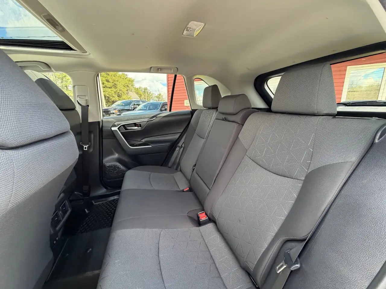 Toyota RAV 4 снимка Toyota RAV 4