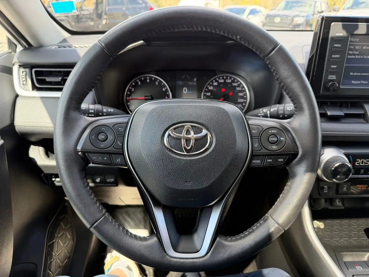 Toyota RAV 4 снимка Toyota RAV 4